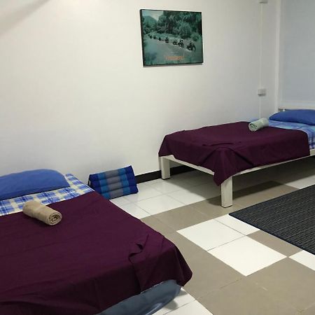 The Blue14 House Chiang Mai Apartment Luaran gambar
