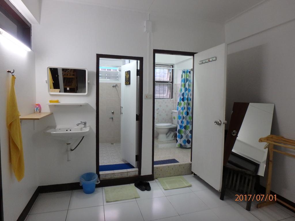 The Blue14 House Chiang Mai Apartment Luaran gambar