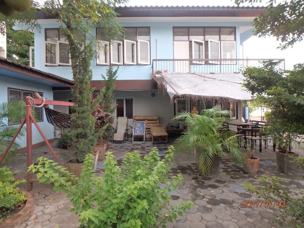 The Blue14 House Chiang Mai Apartment Luaran gambar