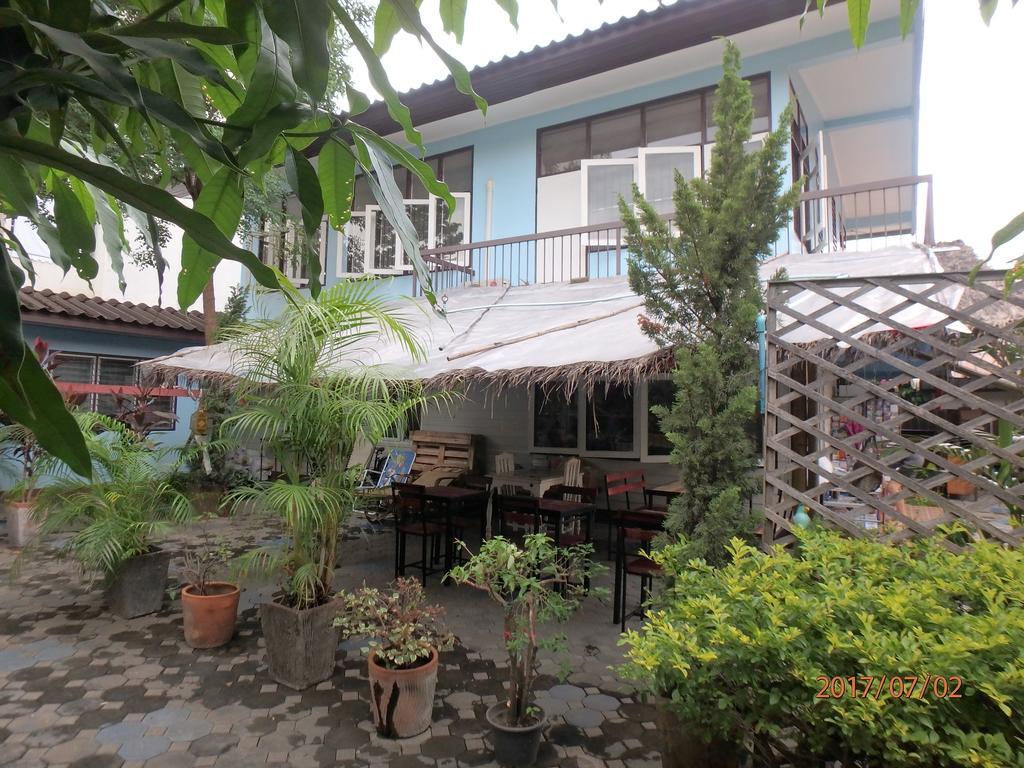 The Blue14 House Chiang Mai Apartment Luaran gambar