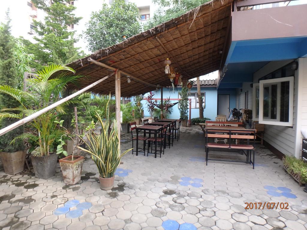 The Blue14 House Chiang Mai Apartment Luaran gambar