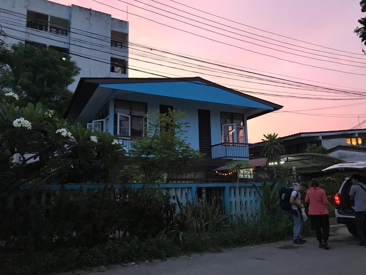 The Blue14 House Chiang Mai Apartment Luaran gambar